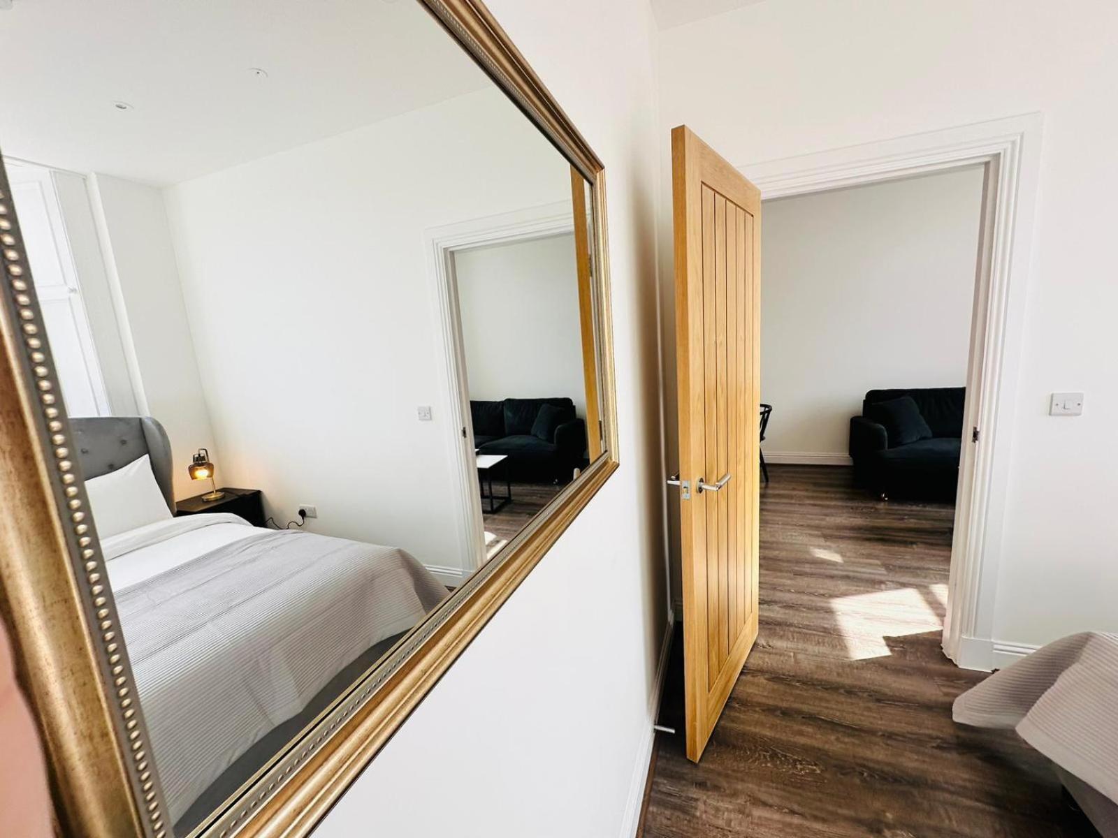 Barnet House Serviced Apartments Dunfermline Kültér fotó