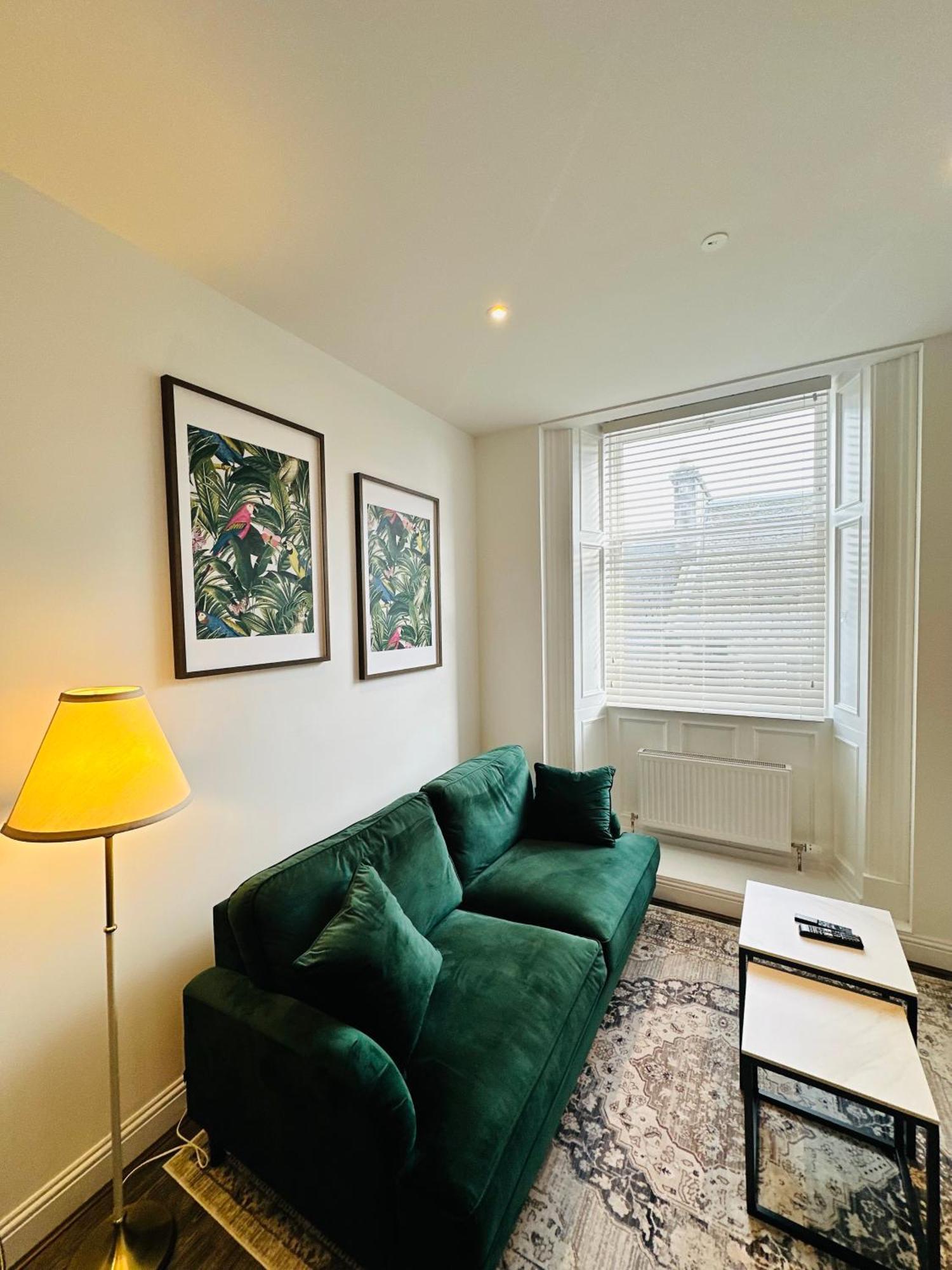Barnet House Serviced Apartments Dunfermline Kültér fotó