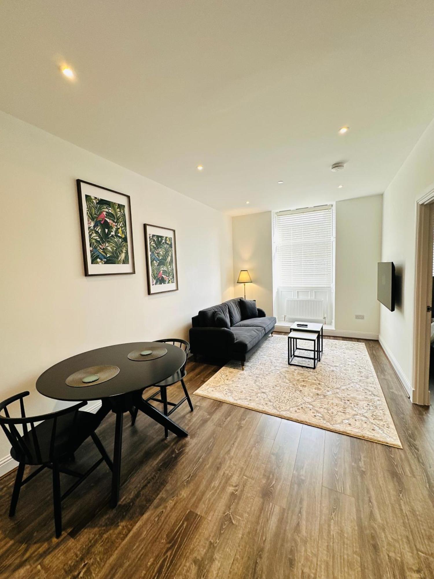 Barnet House Serviced Apartments Dunfermline Kültér fotó